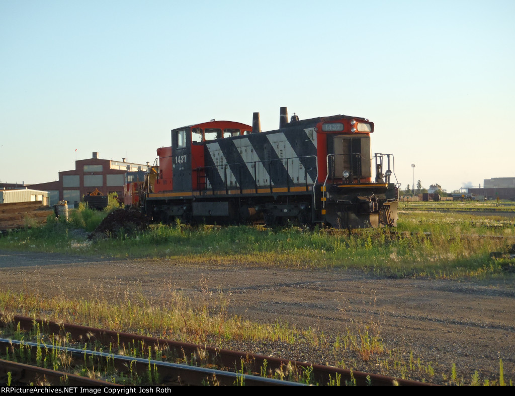 CN 1437